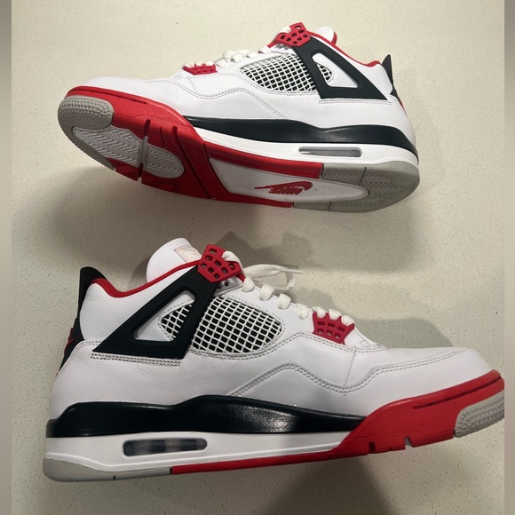 Jordan 4 fire red size 12
